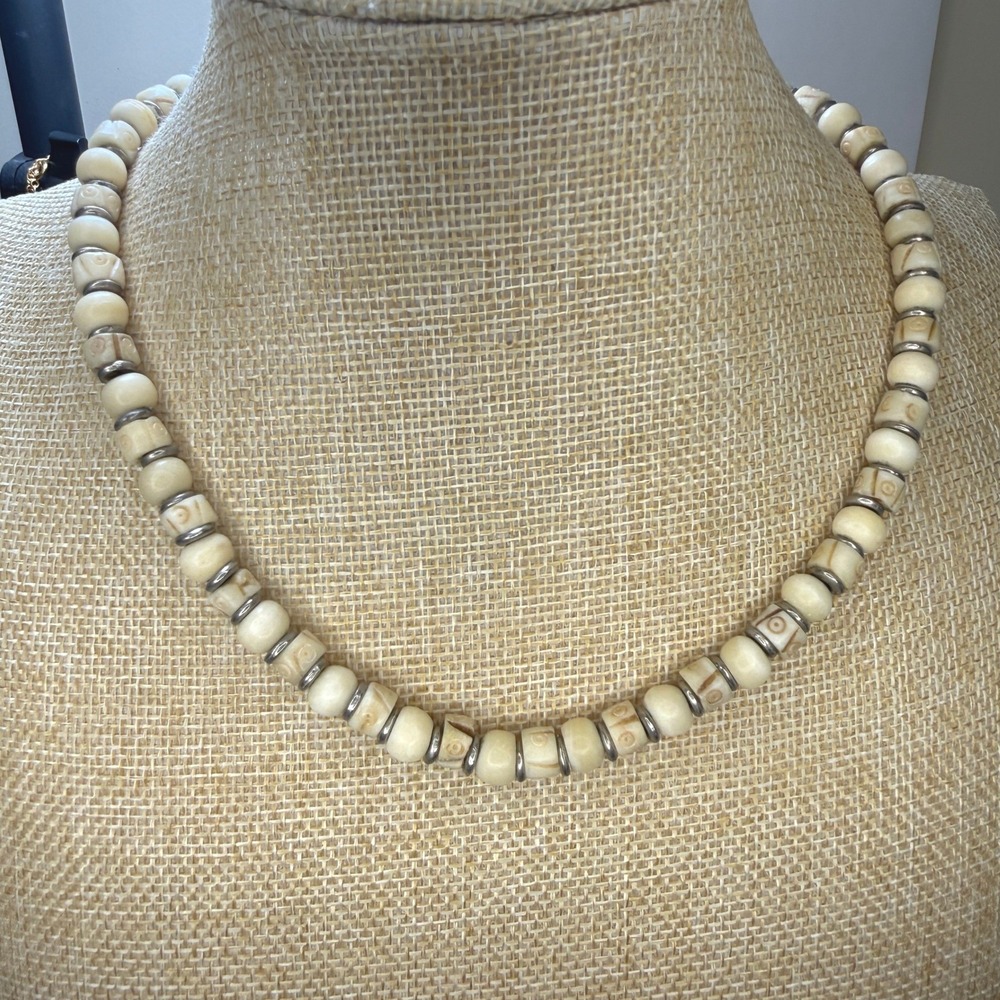 Boho Tribal Ethnic‎ Carved Bone Bead Necklace Cream Neutral Y2K Earthy